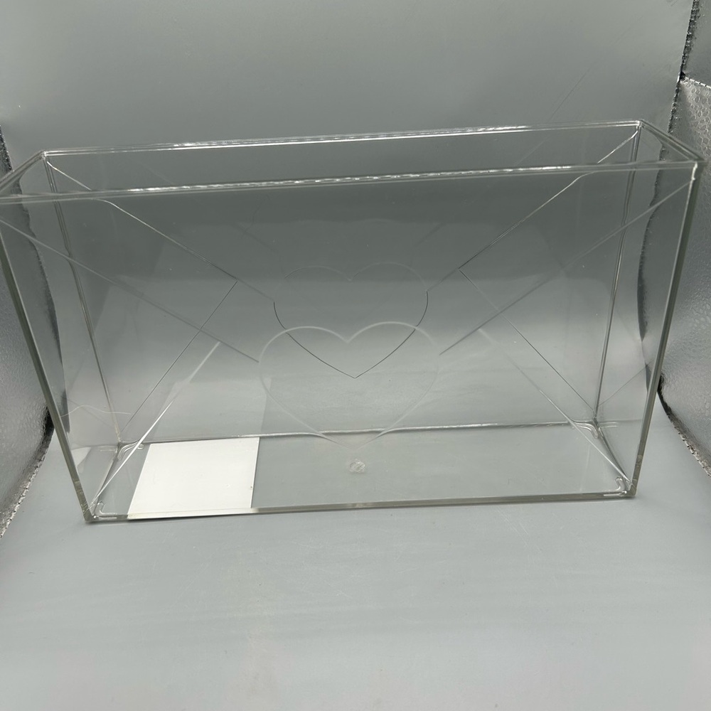 Target Bullseye Playground Clear Envelope Vase With Heart Valentines 2025 NEW